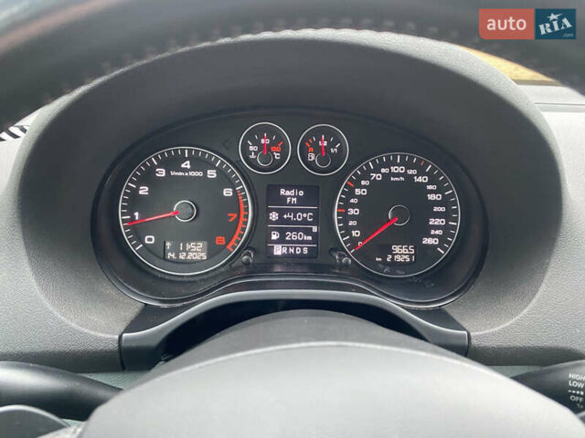 Синій Ауді А3, об'ємом двигуна 1.8 л та пробігом 219 тис. км за 9900 $, фото 16 на Automoto.ua