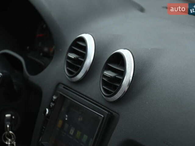 Синий Ауди А3, объемом двигателя 1.6 л и пробегом 212 тыс. км за 7900 $, фото 30 на Automoto.ua