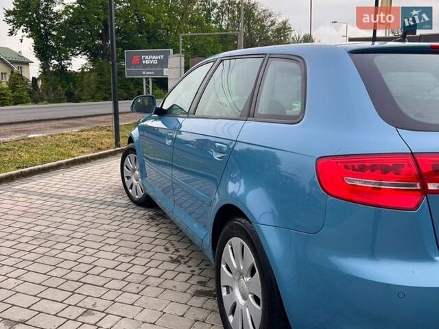 Синий Ауди А3, объемом двигателя 1.8 л и пробегом 225 тыс. км за 8800 $, фото 4 на Automoto.ua