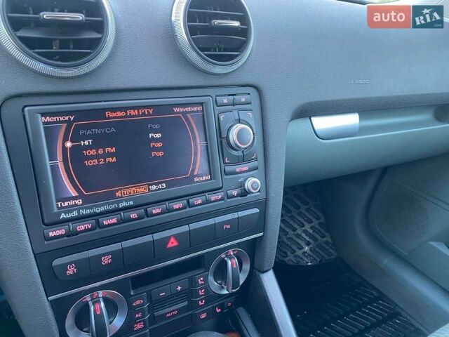 Синий Ауди А3, объемом двигателя 1.8 л и пробегом 226 тыс. км за 9000 $, фото 16 на Automoto.ua