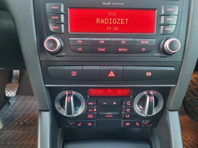 Синий Ауди А3, объемом двигателя 1.6 л и пробегом 181 тыс. км за 5550 $, фото 14 на Automoto.ua