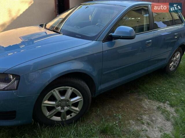 Синий Ауди А3, объемом двигателя 1.39 л и пробегом 221 тыс. км за 8000 $, фото 13 на Automoto.ua