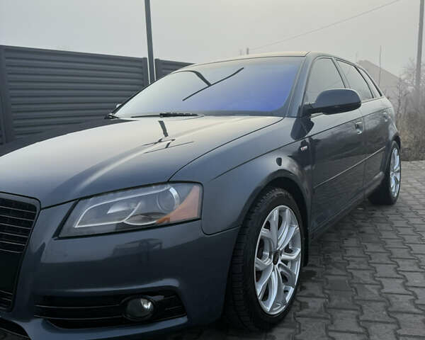 Синий Ауди А3, объемом двигателя 1.97 л и пробегом 185 тыс. км за 12300 $, фото 8 на Automoto.ua