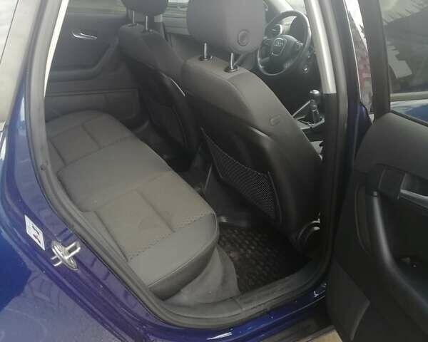 Синій Ауді А3, об'ємом двигуна 1.97 л та пробігом 215 тис. км за 9799 $, фото 3 на Automoto.ua