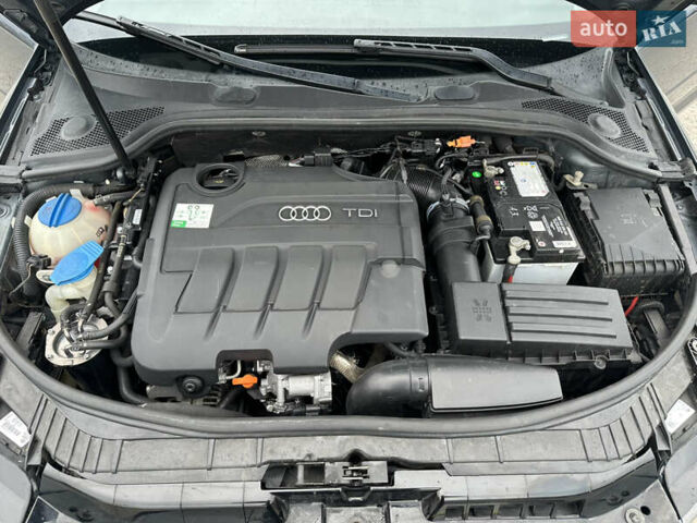 Синий Ауди А3, объемом двигателя 1.97 л и пробегом 185 тыс. км за 12300 $, фото 24 на Automoto.ua