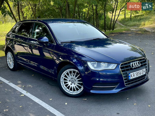 Синий Ауди А3, объемом двигателя 1.6 л и пробегом 237 тыс. км за 11300 $, фото 2 на Automoto.ua