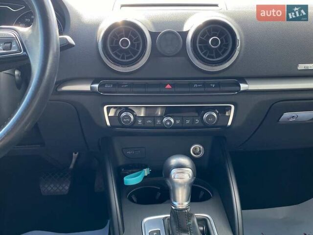 Синий Ауди А3, объемом двигателя 1.4 л и пробегом 143 тыс. км за 17500 $, фото 20 на Automoto.ua