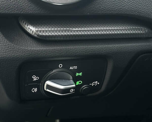 Синій Ауді А3, об'ємом двигуна 1.4 л та пробігом 106 тис. км за 17200 $, фото 7 на Automoto.ua