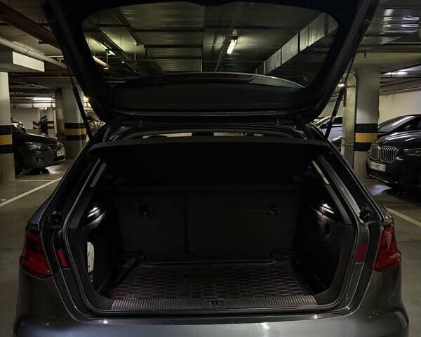 Синій Ауді А3, об'ємом двигуна 2 л та пробігом 196 тис. км за 14300 $, фото 3 на Automoto.ua