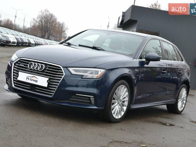 Синій Ауді А3, об'ємом двигуна 1.4 л та пробігом 141 тис. км за 15999 $, фото 1 на Automoto.ua
