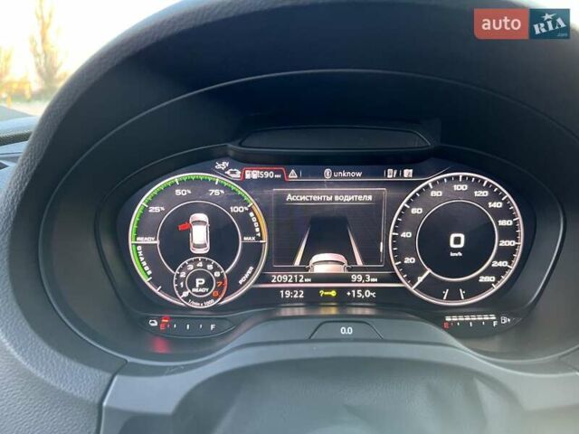 Ауді А3 2017 у Первомайськ на Automoto.ua Синій Ауді А3, об'ємом двигуна 1.4 л та пробігом 210 тис. км за 21000 $, фото 11 на Automoto.ua