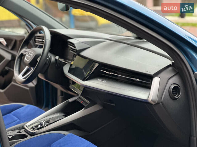 Синий Ауди А3, объемом двигателя 1.4 л и пробегом 48 тыс. км за 23750 $, фото 150 на Automoto.ua