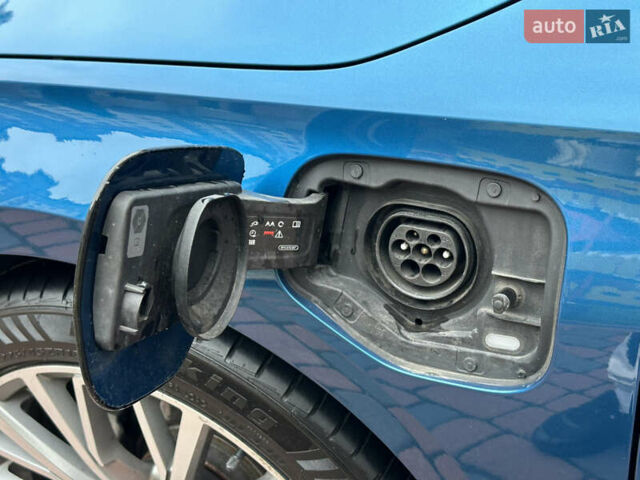 Синий Ауди А3, объемом двигателя 1.4 л и пробегом 48 тыс. км за 23750 $, фото 68 на Automoto.ua