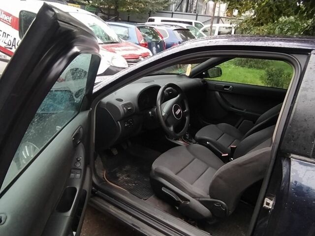 Ауди А3 2001 в Владимир-Волынский на Automoto.ua Синий Ауди А3, объемом двигателя 1.6 л и пробегом 196 тыс. км за 2700 $, фото 4 на Automoto.ua