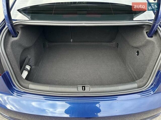 Синій Ауді А3, об'ємом двигуна 1.4 л та пробігом 145 тис. км за 12200 $, фото 4 на Automoto.ua