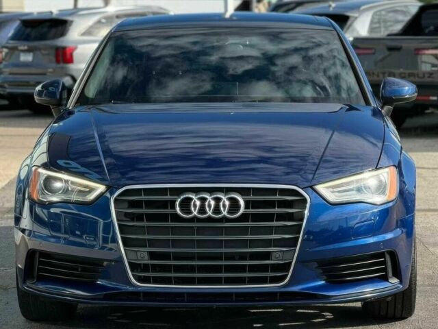 Ауді А3 2015 у Чернівцях на Automoto.ua Синій Ауді А3, об'ємом двигуна 2 л та пробігом 77 тис. км за 4300 $, фото 1 на Automoto.ua
