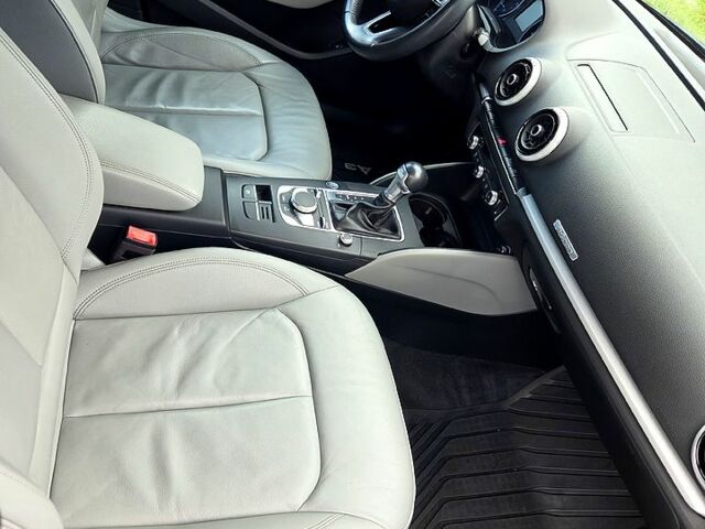 Синій Ауді А3, об'ємом двигуна 1.4 л та пробігом 165 тис. км за 14200 $, фото 9 на Automoto.ua