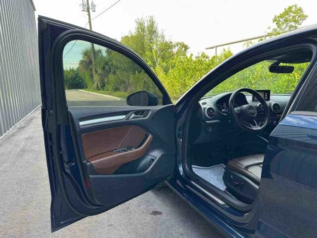 Синій Ауді А3, об'ємом двигуна 2 л та пробігом 32 тис. км за 8900 $, фото 7 на Automoto.ua