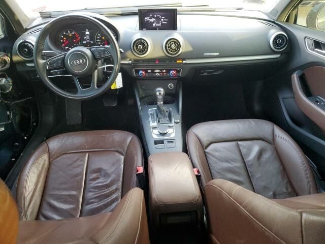 Синий Ауди А3, объемом двигателя 2 л и пробегом 184 тыс. км за 10000 $, фото 7 на Automoto.ua