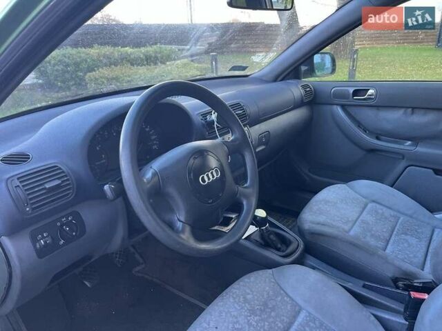 Зеленый Ауди А3, объемом двигателя 1.8 л и пробегом 380 тыс. км за 3300 $, фото 1 на Automoto.ua