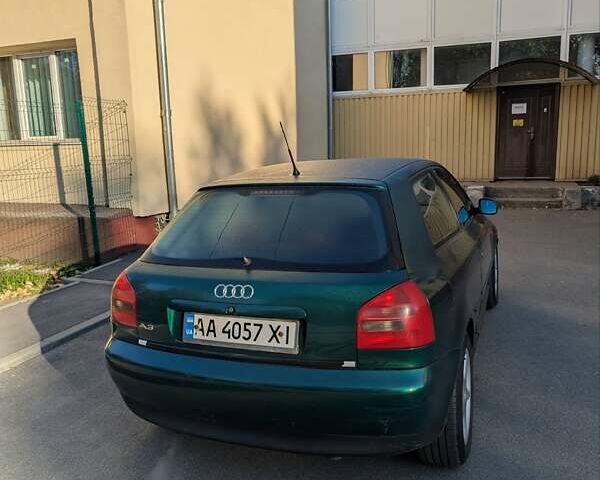 Зеленый Ауди А3, объемом двигателя 1.8 л и пробегом 308 тыс. км за 3300 $, фото 4 на Automoto.ua