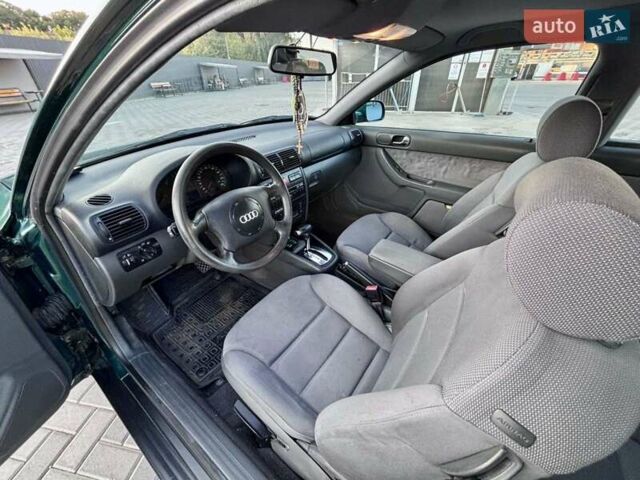 Зеленый Ауди А3, объемом двигателя 1.6 л и пробегом 290 тыс. км за 4300 $, фото 4 на Automoto.ua