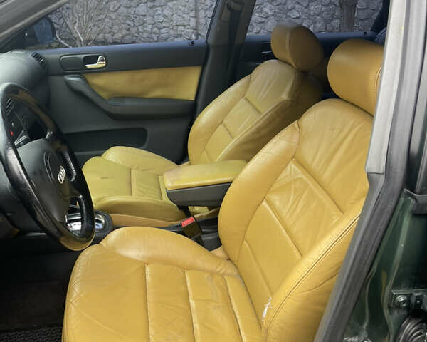 Зелений Ауді А3, об'ємом двигуна 1.9 л та пробігом 230 тис. км за 4299 $, фото 15 на Automoto.ua