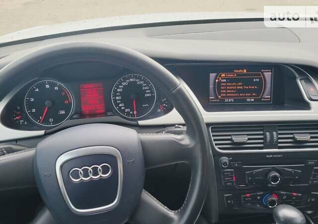 Білий Ауді A4 Allroad, об'ємом двигуна 2 л та пробігом 129 тис. км за 13450 $, фото 8 на Automoto.ua