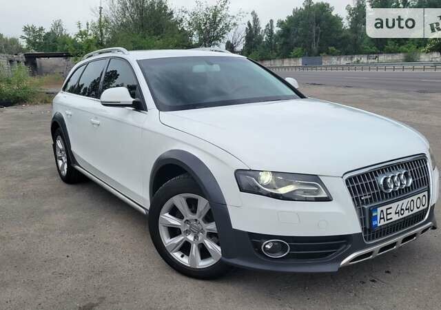 Білий Ауді A4 Allroad, об'ємом двигуна 2 л та пробігом 129 тис. км за 13450 $, фото 1 на Automoto.ua