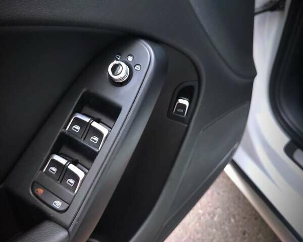 Білий Ауді A4 Allroad, об'ємом двигуна 1.98 л та пробігом 235 тис. км за 12400 $, фото 18 на Automoto.ua