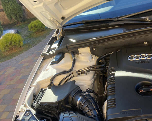 Белый Ауди А4 Олроуд, объемом двигателя 1.98 л и пробегом 253 тыс. км за 11500 $, фото 29 на Automoto.ua