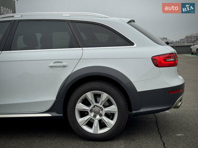 Белый Ауди А4 Олроуд, объемом двигателя 2 л и пробегом 117 тыс. км за 14500 $, фото 67 на Automoto.ua