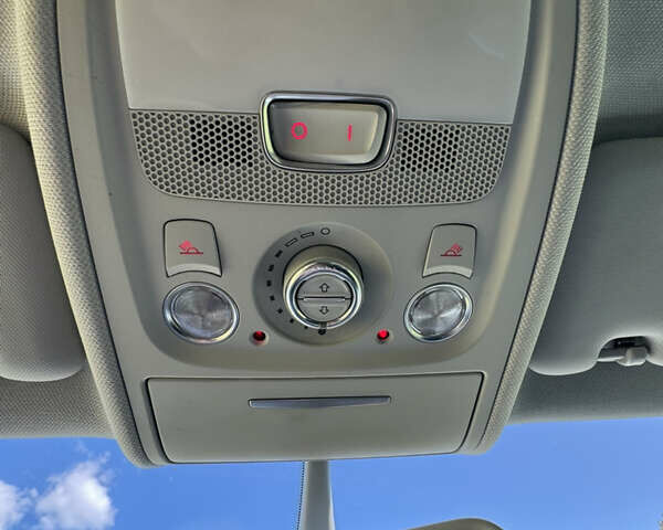 Білий Ауді A4 Allroad, об'ємом двигуна 1.98 л та пробігом 251 тис. км за 13750 $, фото 23 на Automoto.ua