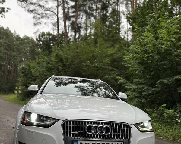 Белый Ауди А4 Олроуд, объемом двигателя 1.98 л и пробегом 163 тыс. км за 16400 $, фото 3 на Automoto.ua