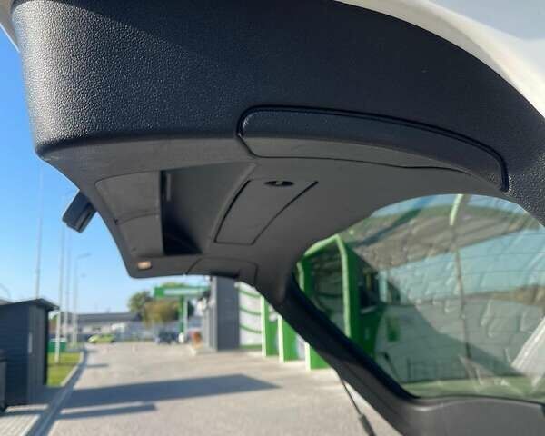 Белый Ауди А4 Олроуд, объемом двигателя 1.97 л и пробегом 227 тыс. км за 16400 $, фото 36 на Automoto.ua