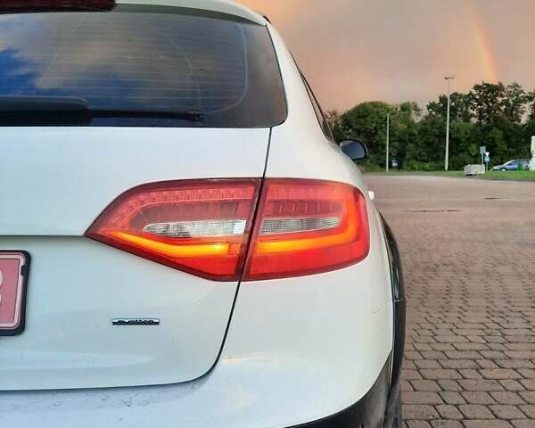 Белый Ауди А4 Олроуд, объемом двигателя 2 л и пробегом 315 тыс. км за 15900 $, фото 11 на Automoto.ua