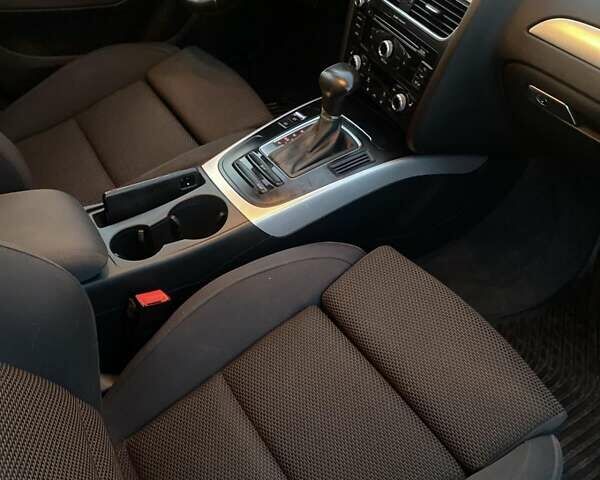 Белый Ауди А4 Олроуд, объемом двигателя 2 л и пробегом 315 тыс. км за 15900 $, фото 15 на Automoto.ua