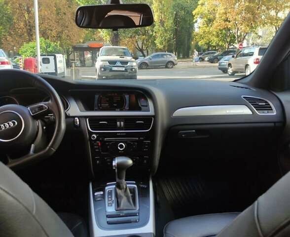 Белый Ауди А4 Олроуд, объемом двигателя 2 л и пробегом 189 тыс. км за 18500 $, фото 6 на Automoto.ua