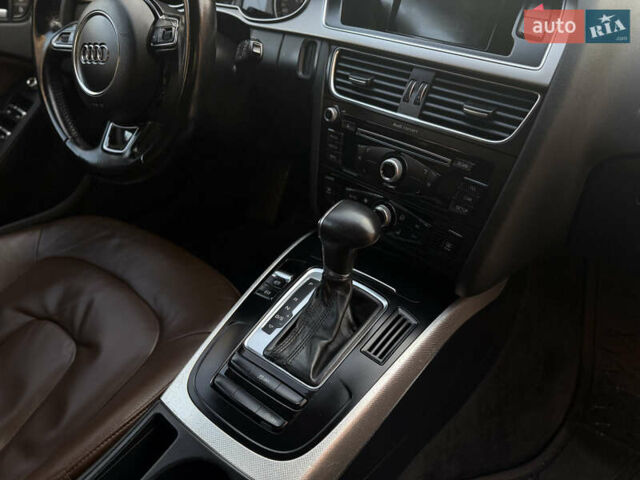 Белый Ауди А4 Олроуд, объемом двигателя 2 л и пробегом 256 тыс. км за 16699 $, фото 88 на Automoto.ua