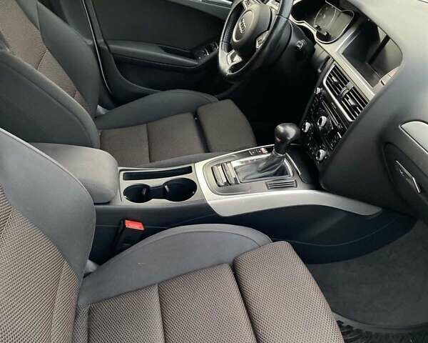 Белый Ауди А4 Олроуд, объемом двигателя 2 л и пробегом 315 тыс. км за 15900 $, фото 8 на Automoto.ua