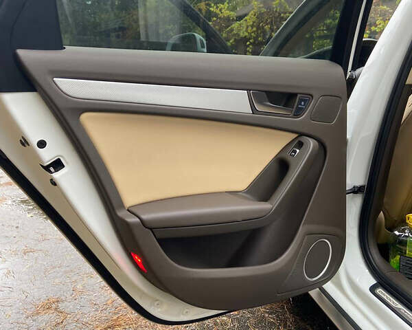 Белый Ауди А4 Олроуд, объемом двигателя 1.98 л и пробегом 173 тыс. км за 16000 $, фото 11 на Automoto.ua