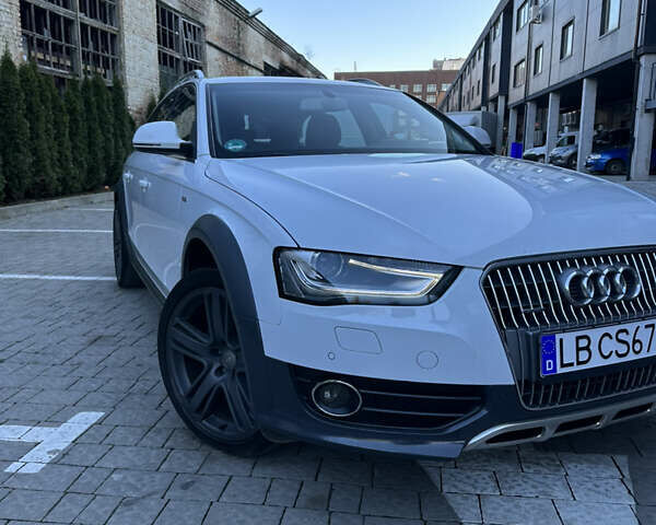 Білий Ауді A4 Allroad, об'ємом двигуна 3 л та пробігом 196 тис. км за 23500 $, фото 17 на Automoto.ua