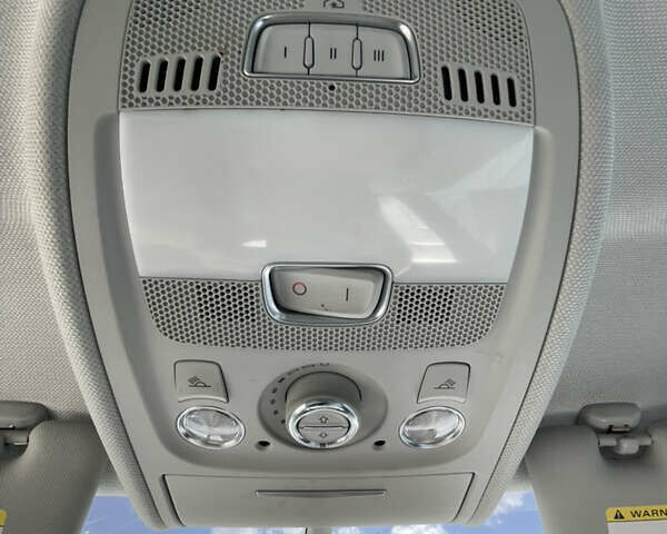 Білий Ауді A4 Allroad, об'ємом двигуна 2 л та пробігом 228 тис. км за 13800 $, фото 27 на Automoto.ua