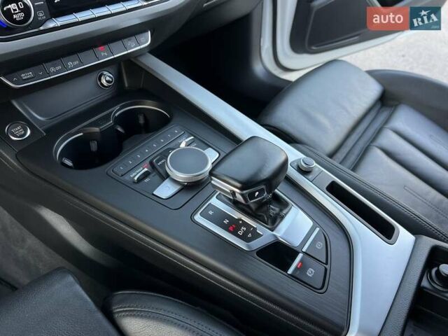Белый Ауди А4 Олроуд, объемом двигателя 3 л и пробегом 265 тыс. км за 23450 $, фото 49 на Automoto.ua