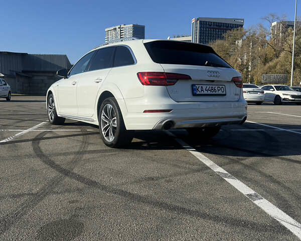 Белый Ауди А4 Олроуд, объемом двигателя 1.98 л и пробегом 53 тыс. км за 21500 $, фото 7 на Automoto.ua