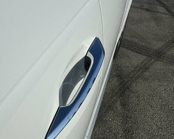 Белый Ауди А4 Олроуд, объемом двигателя 1.98 л и пробегом 53 тыс. км за 21500 $, фото 11 на Automoto.ua