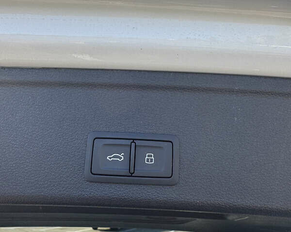 Белый Ауди А4 Олроуд, объемом двигателя 1.98 л и пробегом 53 тыс. км за 21500 $, фото 39 на Automoto.ua