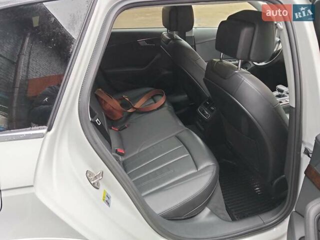 Белый Ауди А4 Олроуд, объемом двигателя 1.98 л и пробегом 53 тыс. км за 27500 $, фото 8 на Automoto.ua