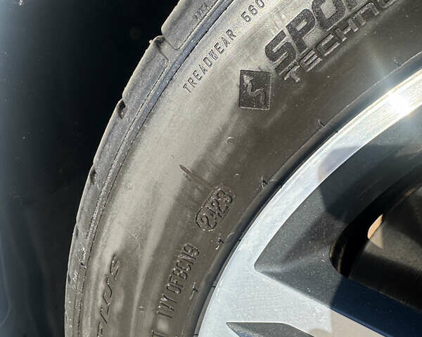 Белый Ауди А4 Олроуд, объемом двигателя 1.98 л и пробегом 53 тыс. км за 21500 $, фото 12 на Automoto.ua