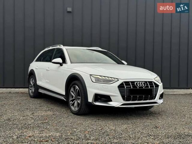 Белый Ауди А4 Олроуд, объемом двигателя 2 л и пробегом 129 тыс. км за 36900 $, фото 2 на Automoto.ua